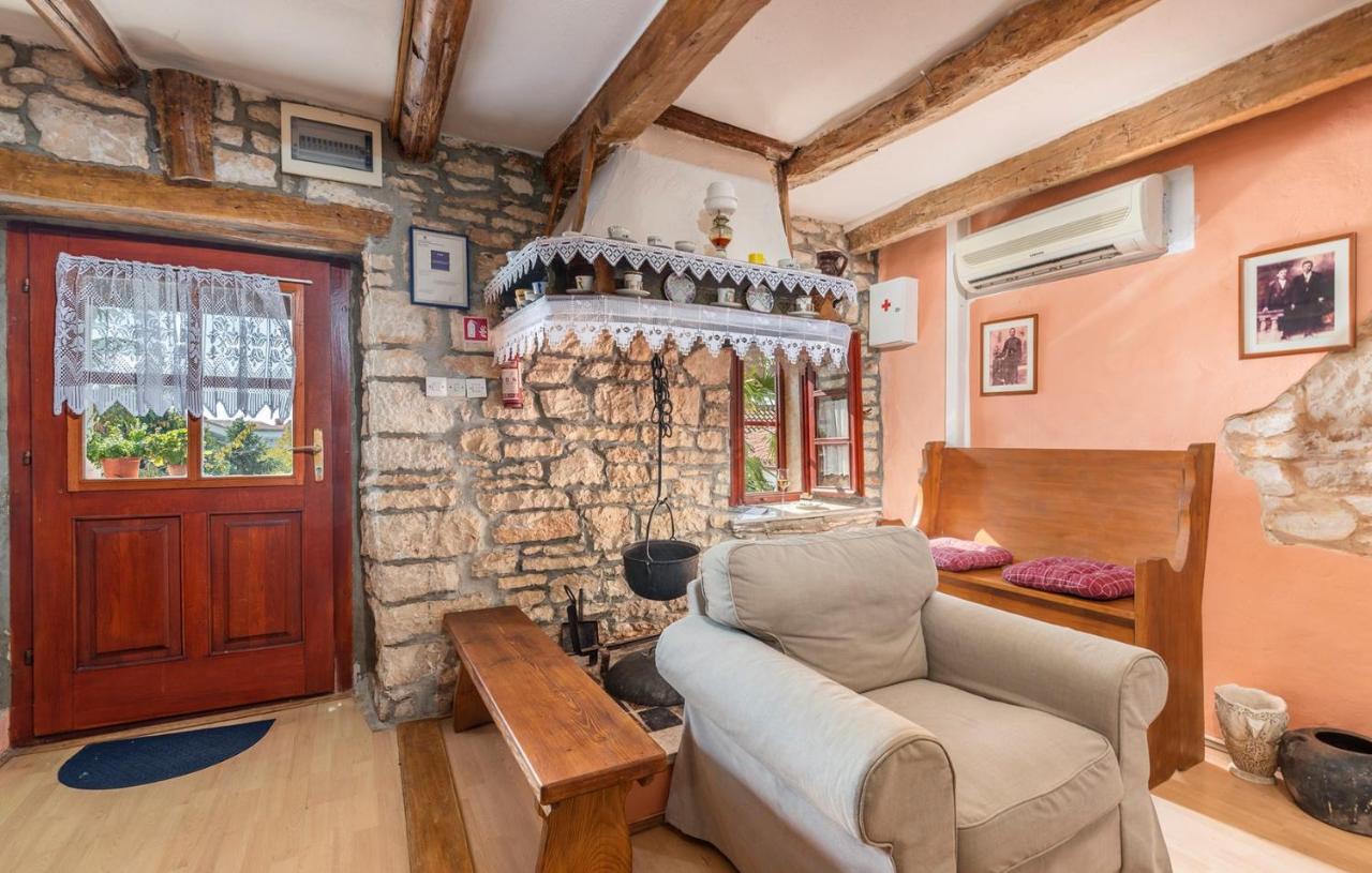Hotel House Peresiji Pokój zdjęcie