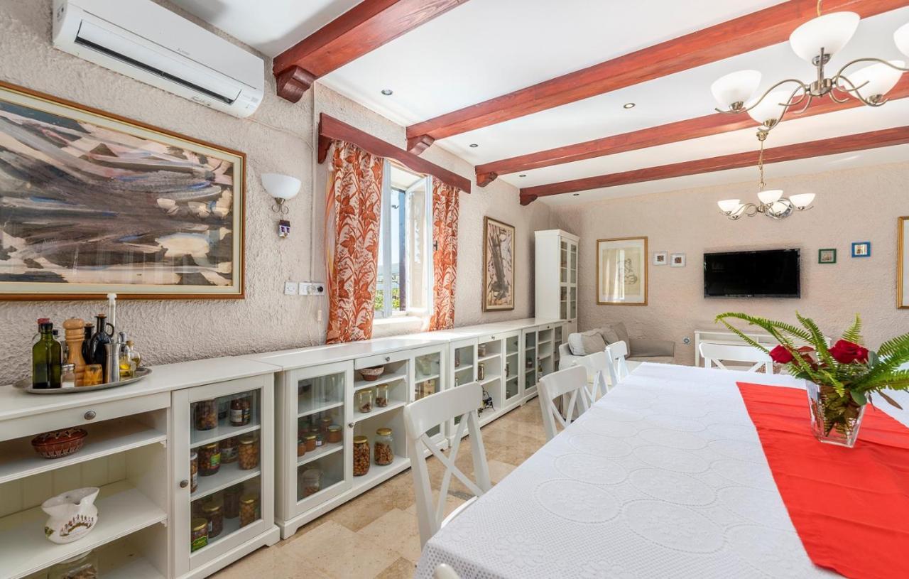 Hotel House Peresiji Pokój zdjęcie